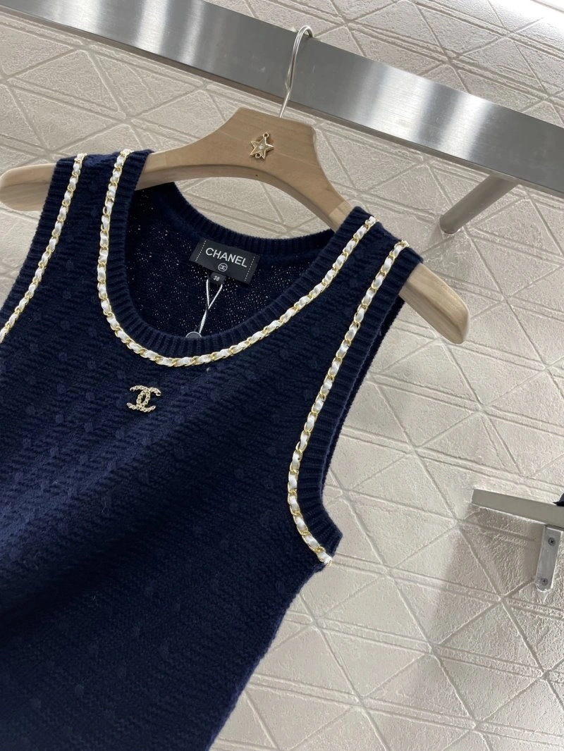 Chanel Vest Stretchable 109385
