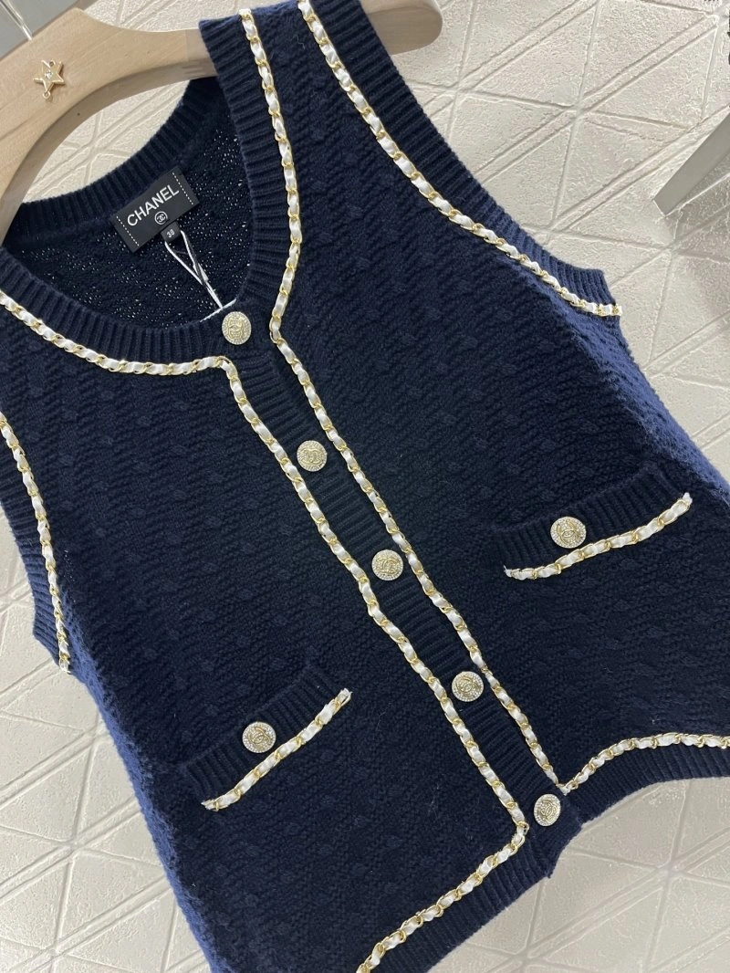 Reliable Chanel Vest 109387