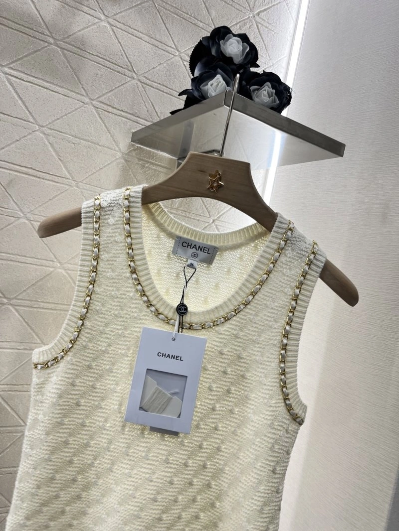 Chanel Vest EasyMatch 109384
