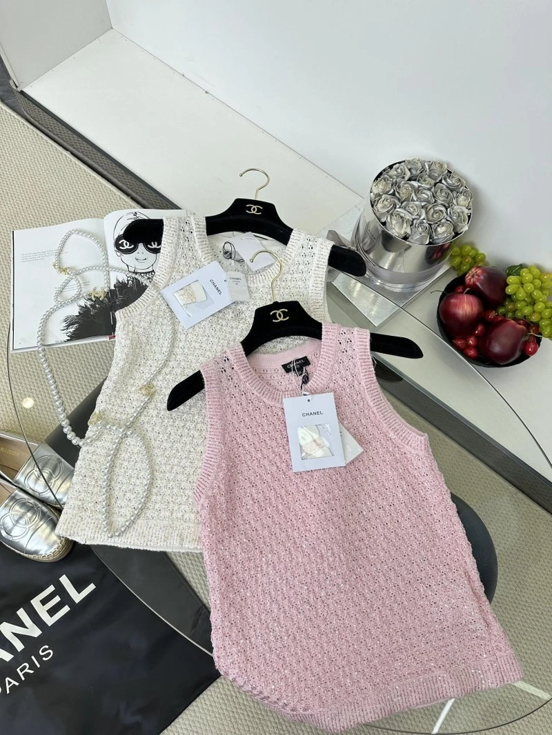 Effortless Chanel Vest 109376