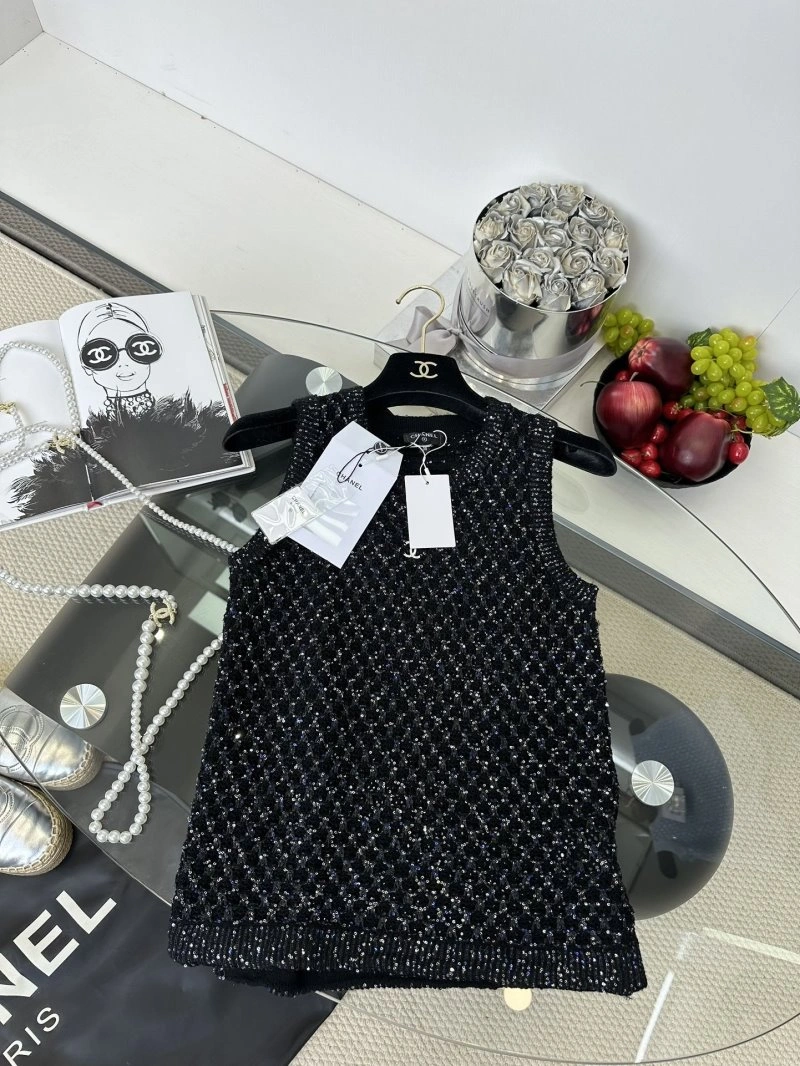 Effortless Chanel Vest 109376