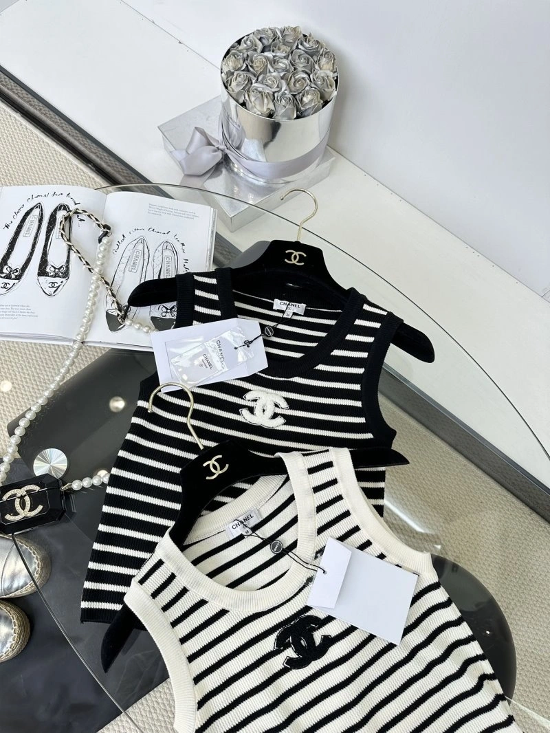 Chanel Vest MultiPurpose 109375