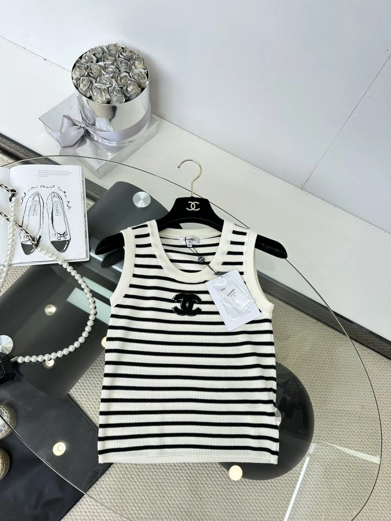 Chanel Vest MultiPurpose 109375