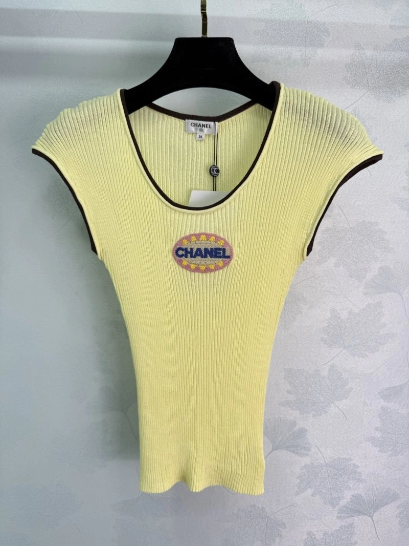 Contemporary Chanel Vest 109364