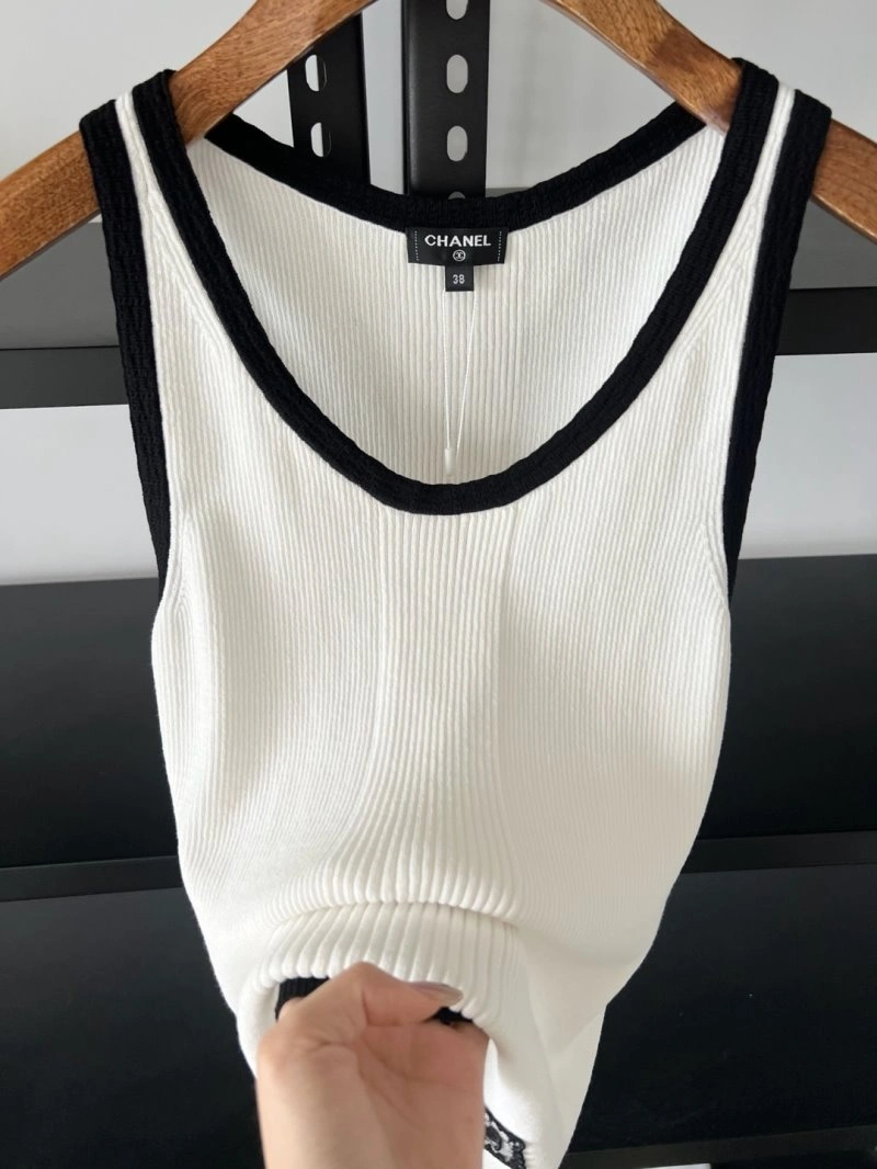 Chanel Vest Comfortable 109350