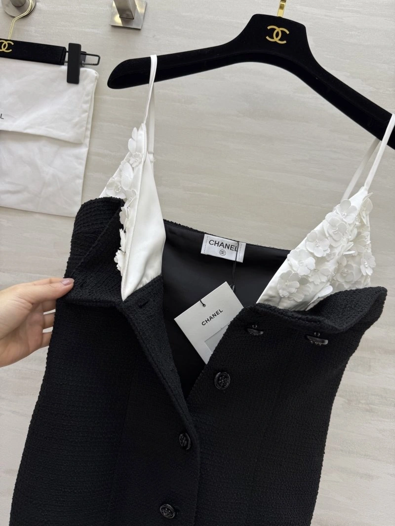 Chanel Vest Stretchable 109374