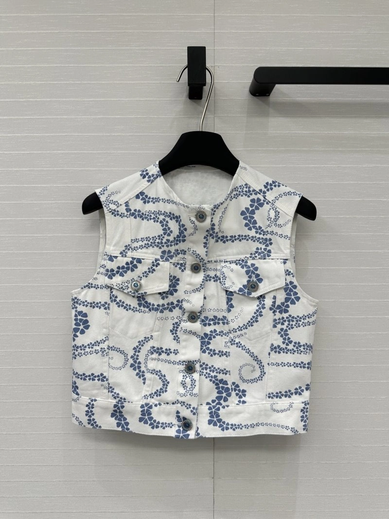 Chanel Vest GoodFit 109355