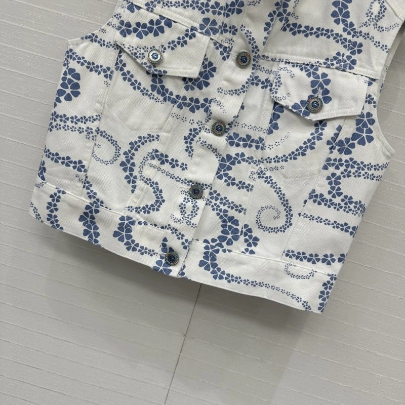 Chanel Vest GoodFit 109355