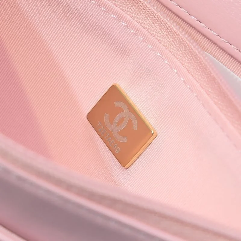 Attractive Chanel WOC Bags 54149