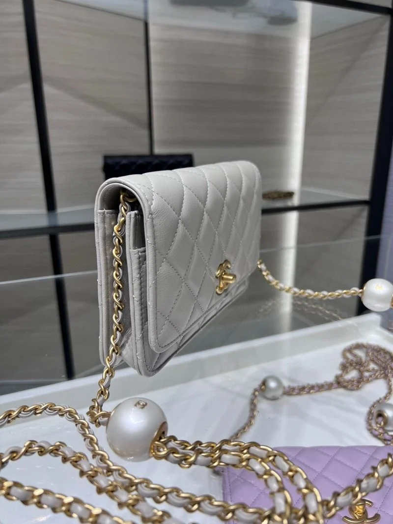 TechFriendly Chanel WOC Bags 54134