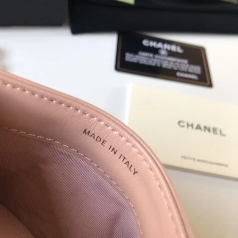 Resilient Chanel Wallet Purse 69101