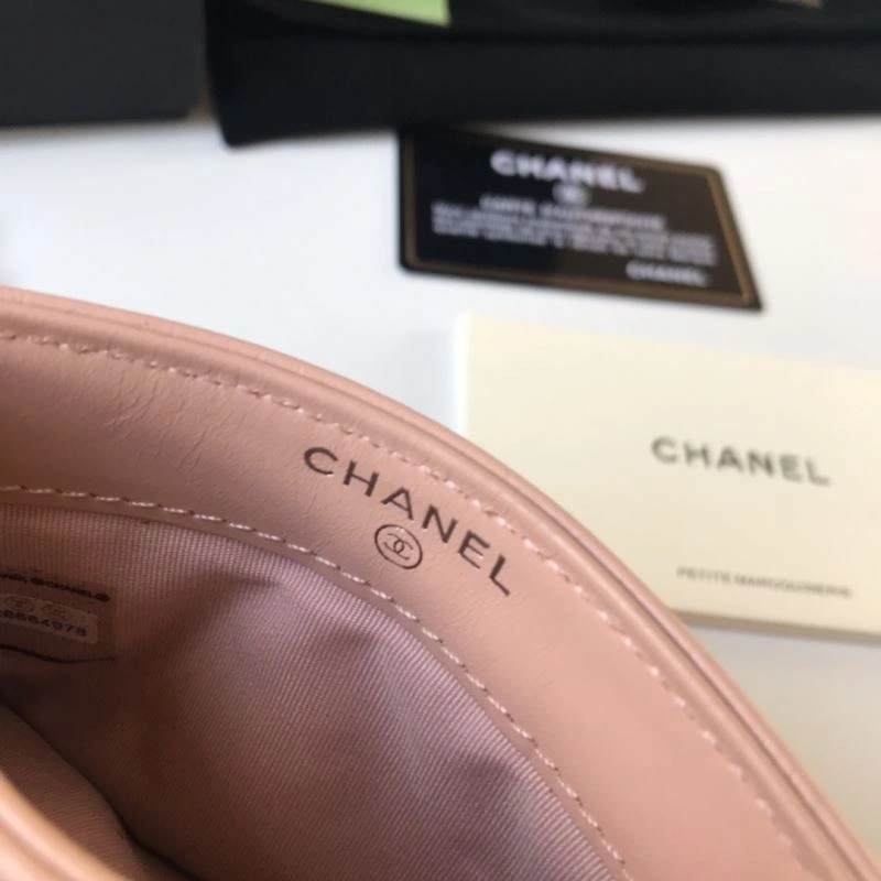 Resilient Chanel Wallet Purse 69101