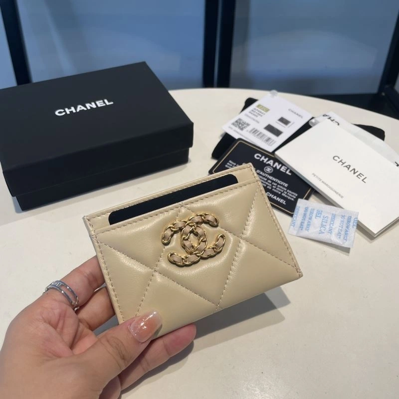 Chanel Wallet Purse Snug 69060