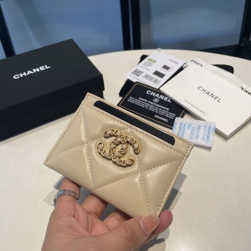 Chanel Wallet Purse Snug 69060