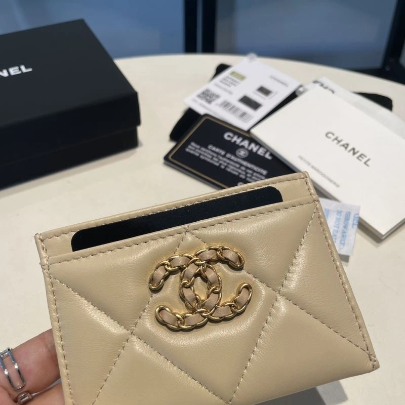 Chanel Wallet Purse Snug 69060