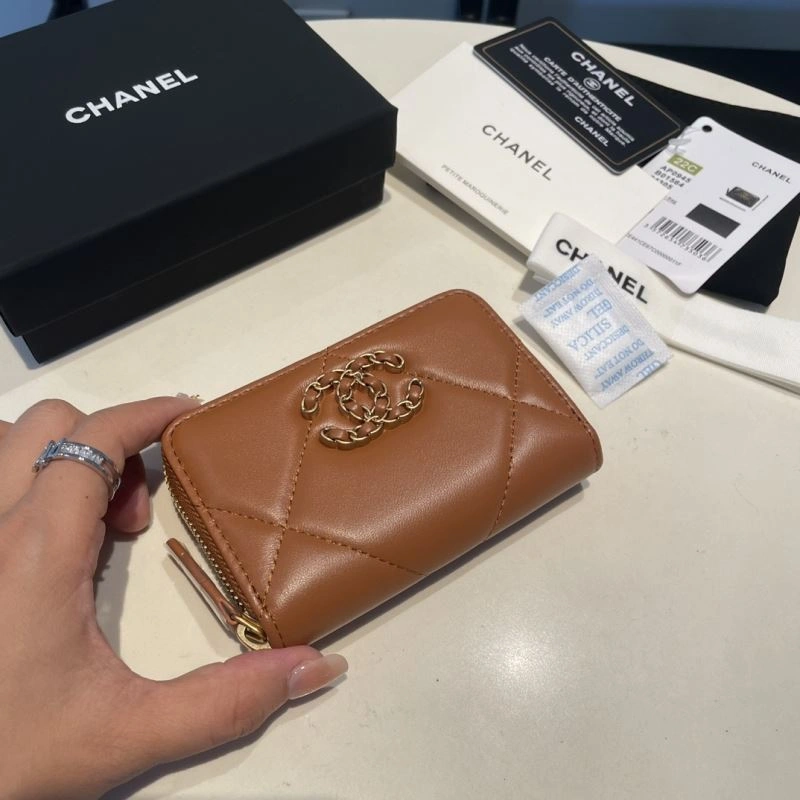 Chanel Wallet Purse Fashionable 69052
