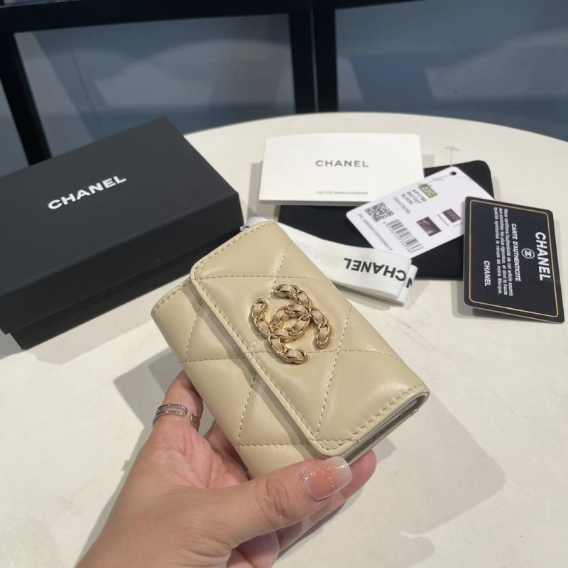 Chanel Wallet Purse Elegant 69072