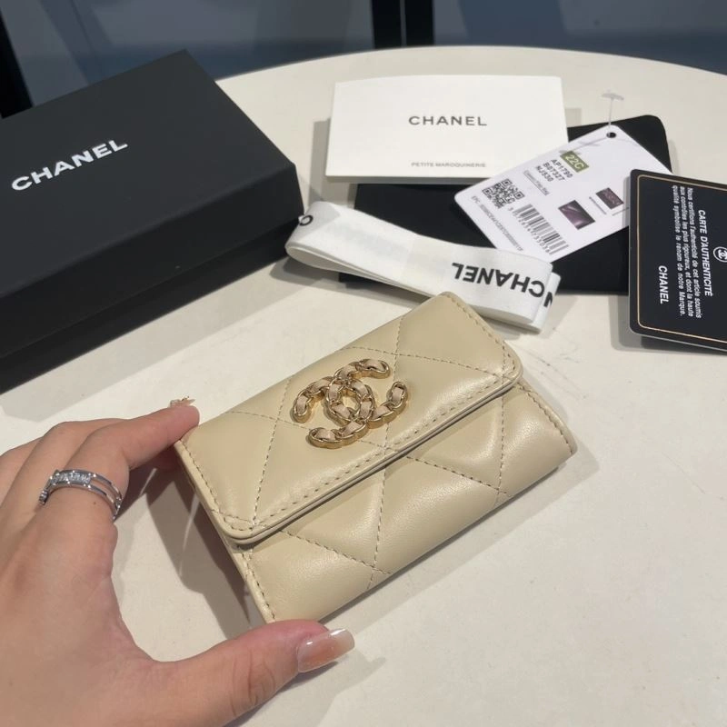 Chanel Wallet Purse Elegant 69072