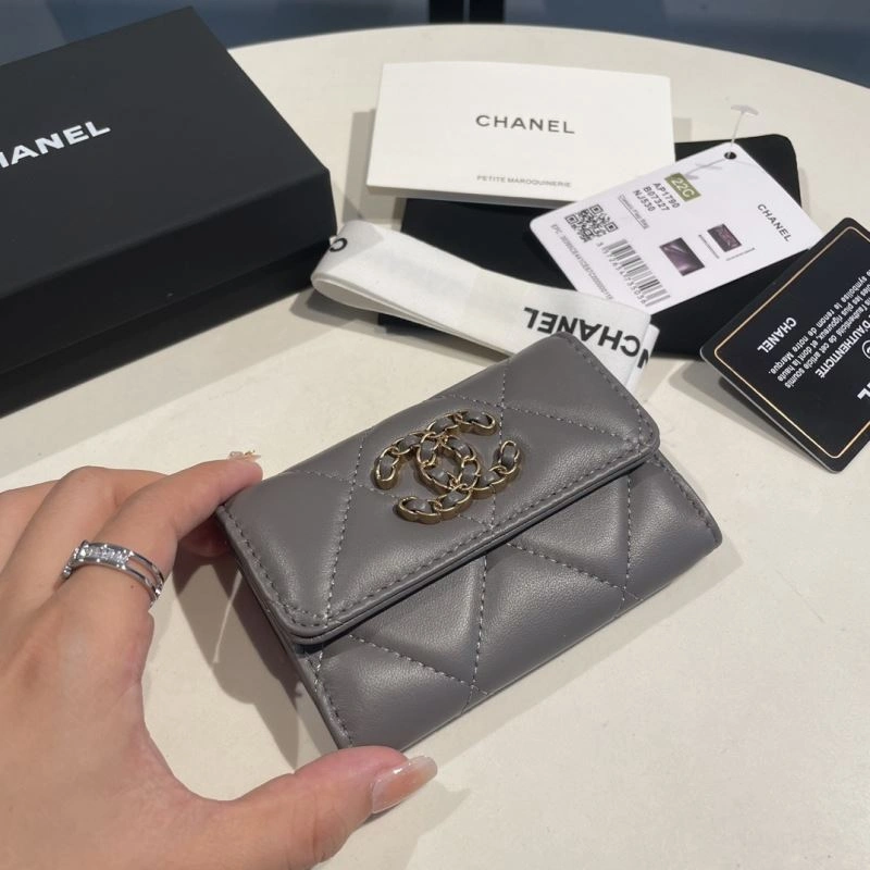 Lightweight Chanel Wallet Purse 69022