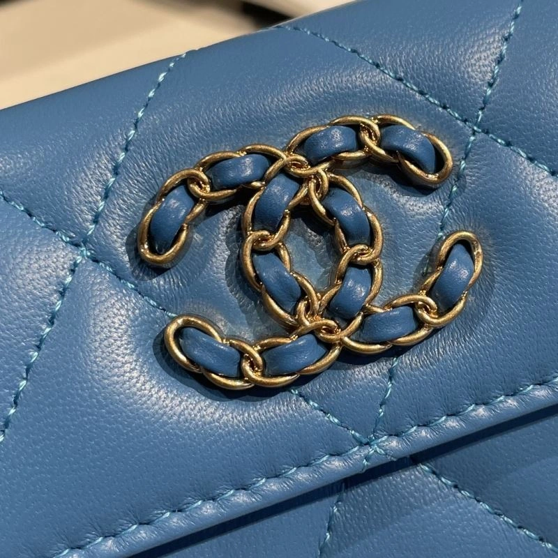 Compact Chanel Wallet Purse 69066