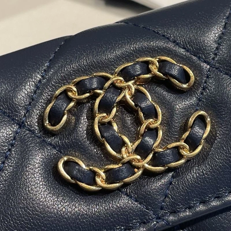 Chanel Wallet Purse UrbanChic 69020