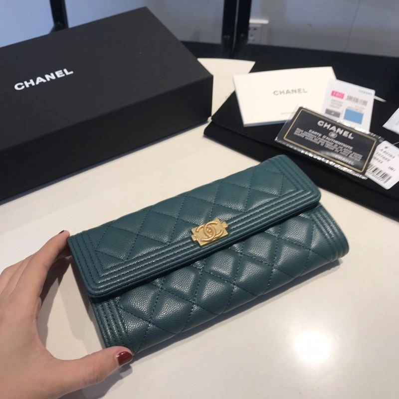 Chanel Wallet Purse Vibrant 68982