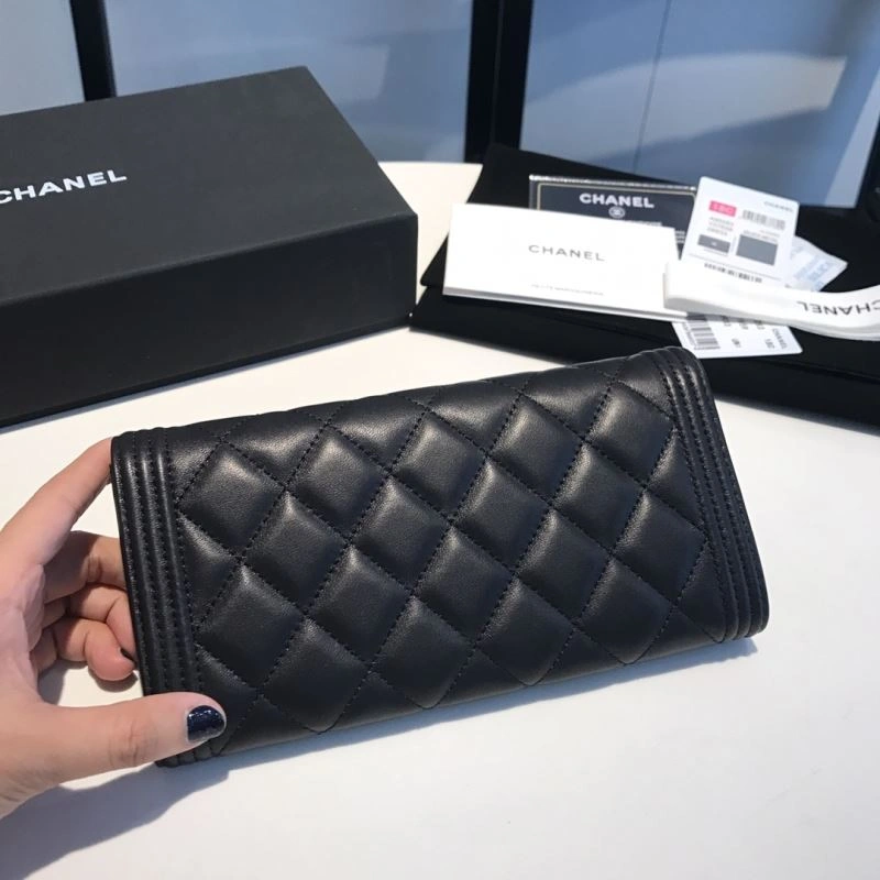 EyeCatching Chanel Wallet Purse 68935