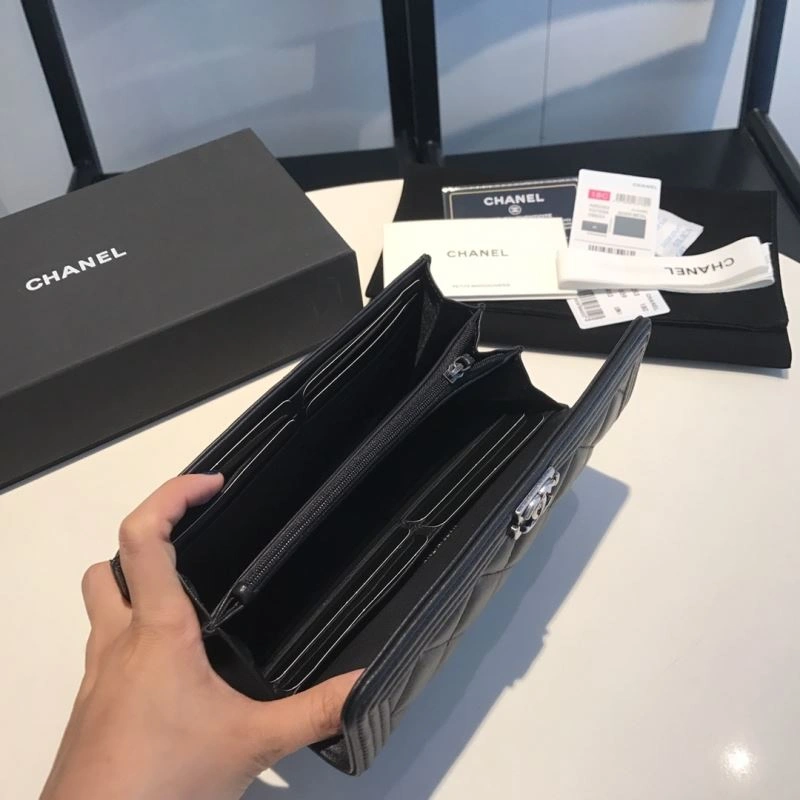 EyeCatching Chanel Wallet Purse 68935