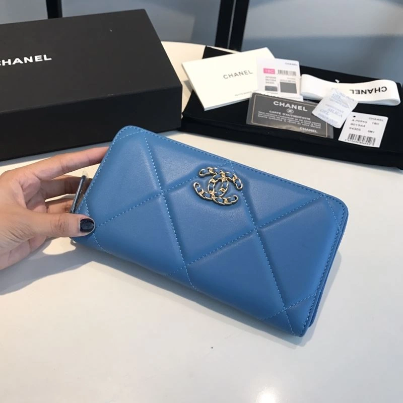 Chanel Wallet Purse Functional 68927