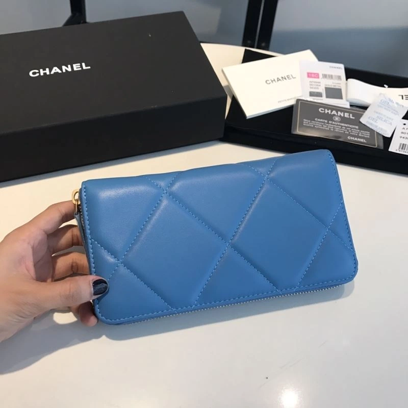 Chanel Wallet Purse Functional 68927