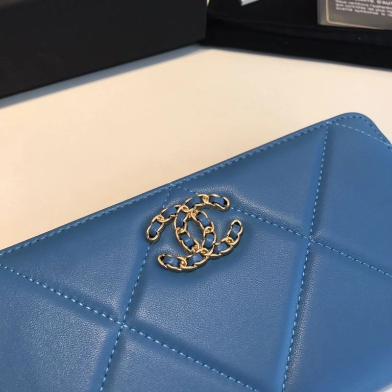 Chanel Wallet Purse Functional 68927