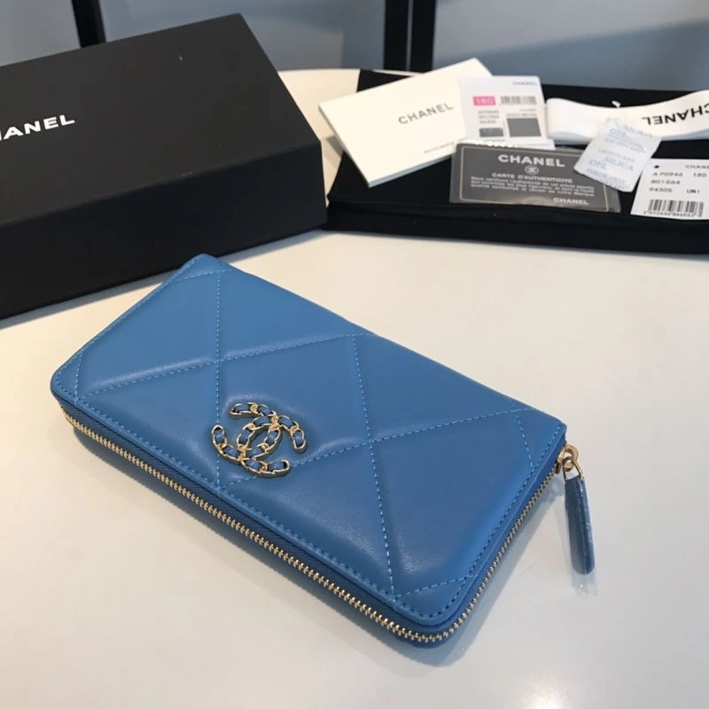 Chanel Wallet Purse Functional 68927