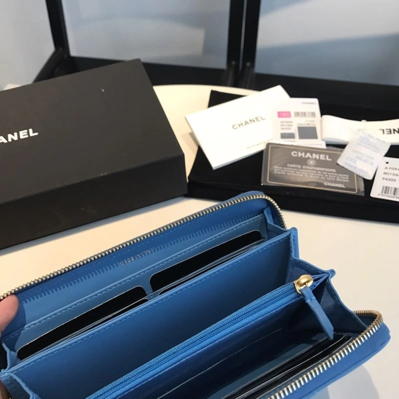 Chanel Wallet Purse Functional 68927
