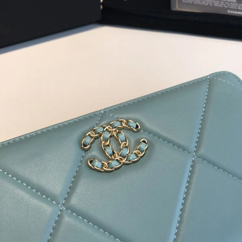 Sleek Chanel Wallet Purse 68887