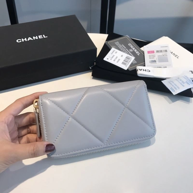 Seasonal Chanel Wallet Purse 68873