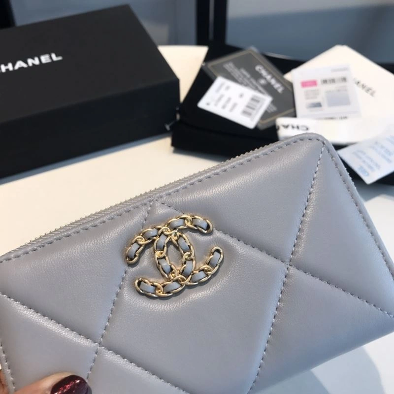 Seasonal Chanel Wallet Purse 68873