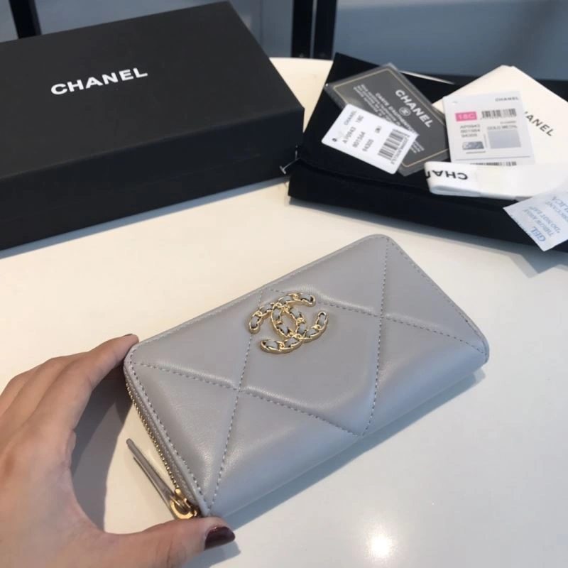 Seasonal Chanel Wallet Purse 68873