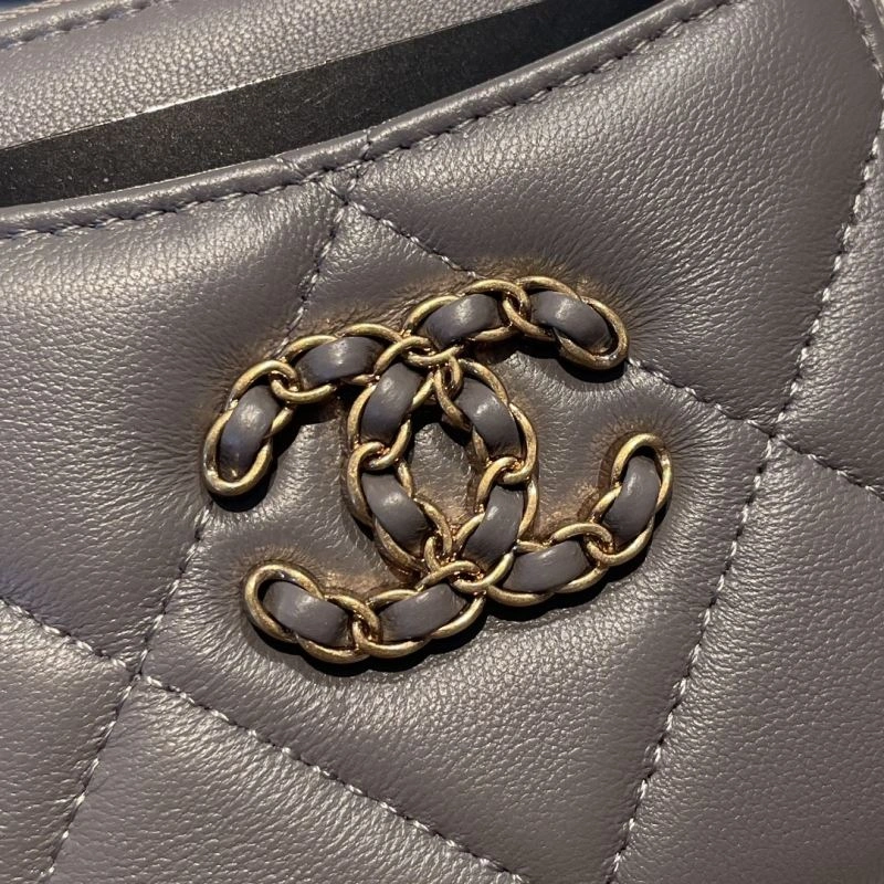 Chanel Wallet Purse Comfortable 68835