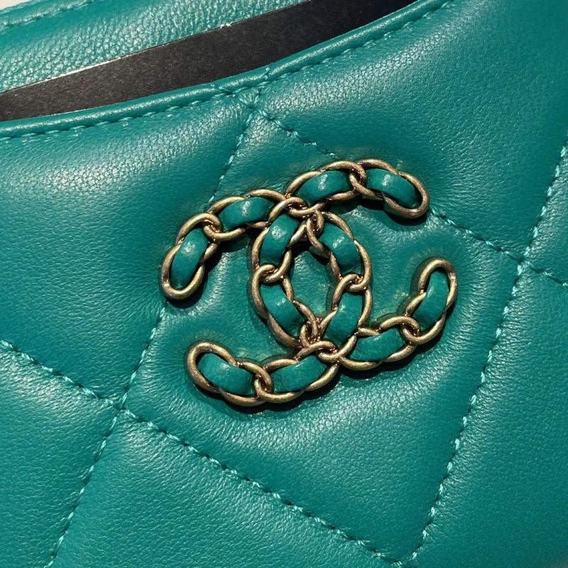 Chanel Wallet Purse Comfortable 68837