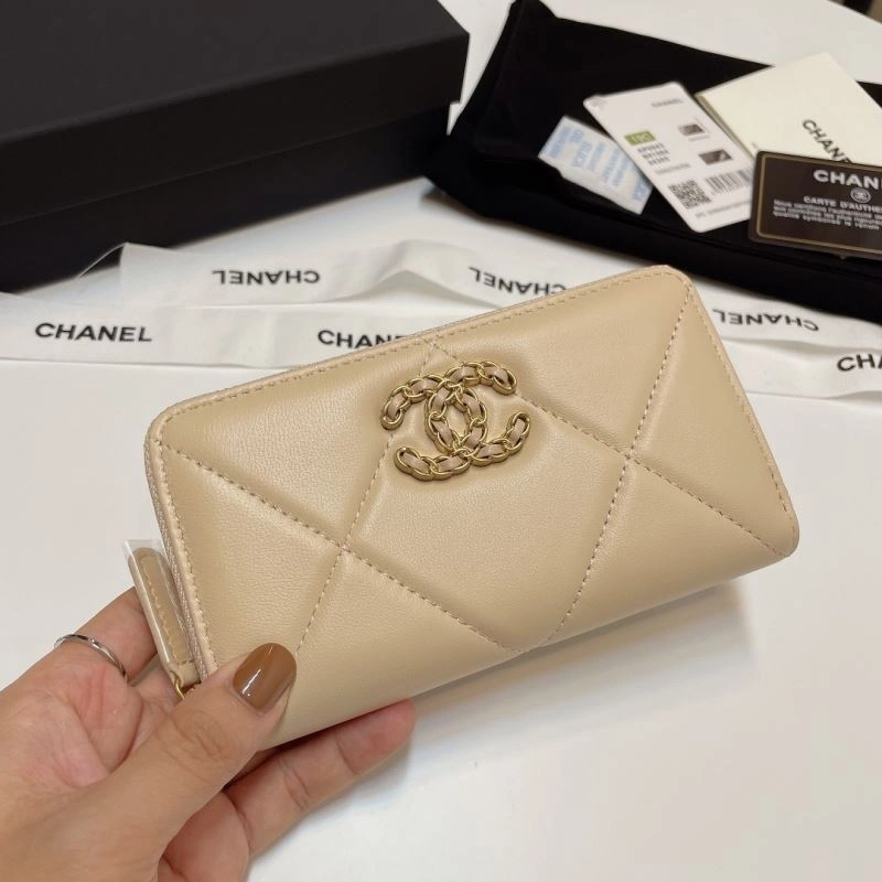 Chic Chanel Wallet Purse 68700
