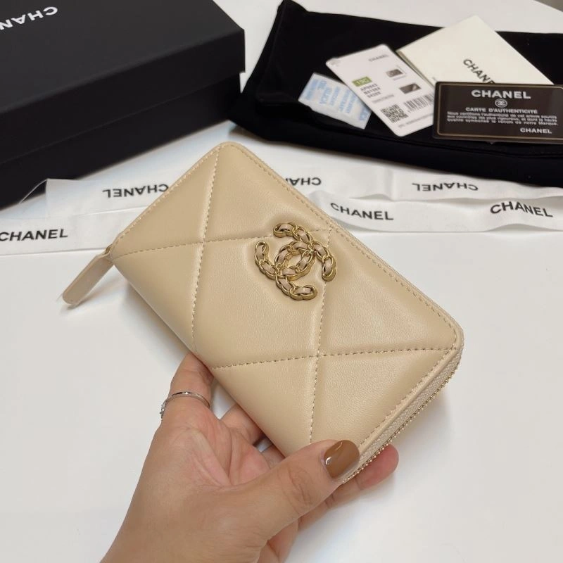 Chic Chanel Wallet Purse 68700