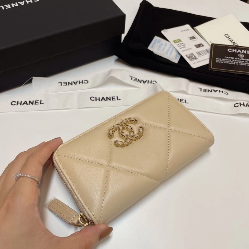 Chic Chanel Wallet Purse 68700
