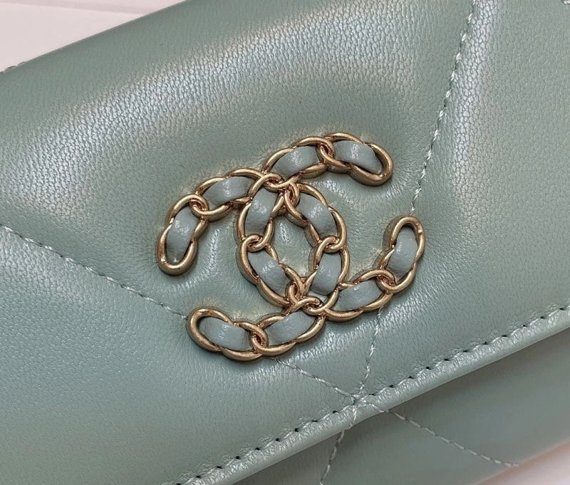 Packable Chanel Wallet Purse 68699