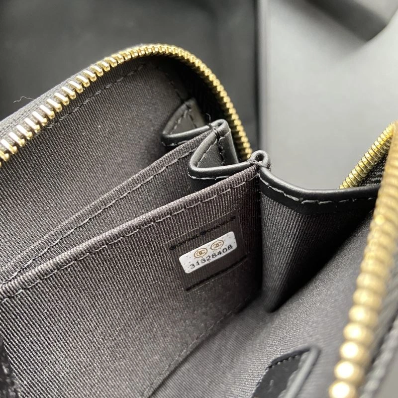 Refined Chanel Wallet Purse 68365