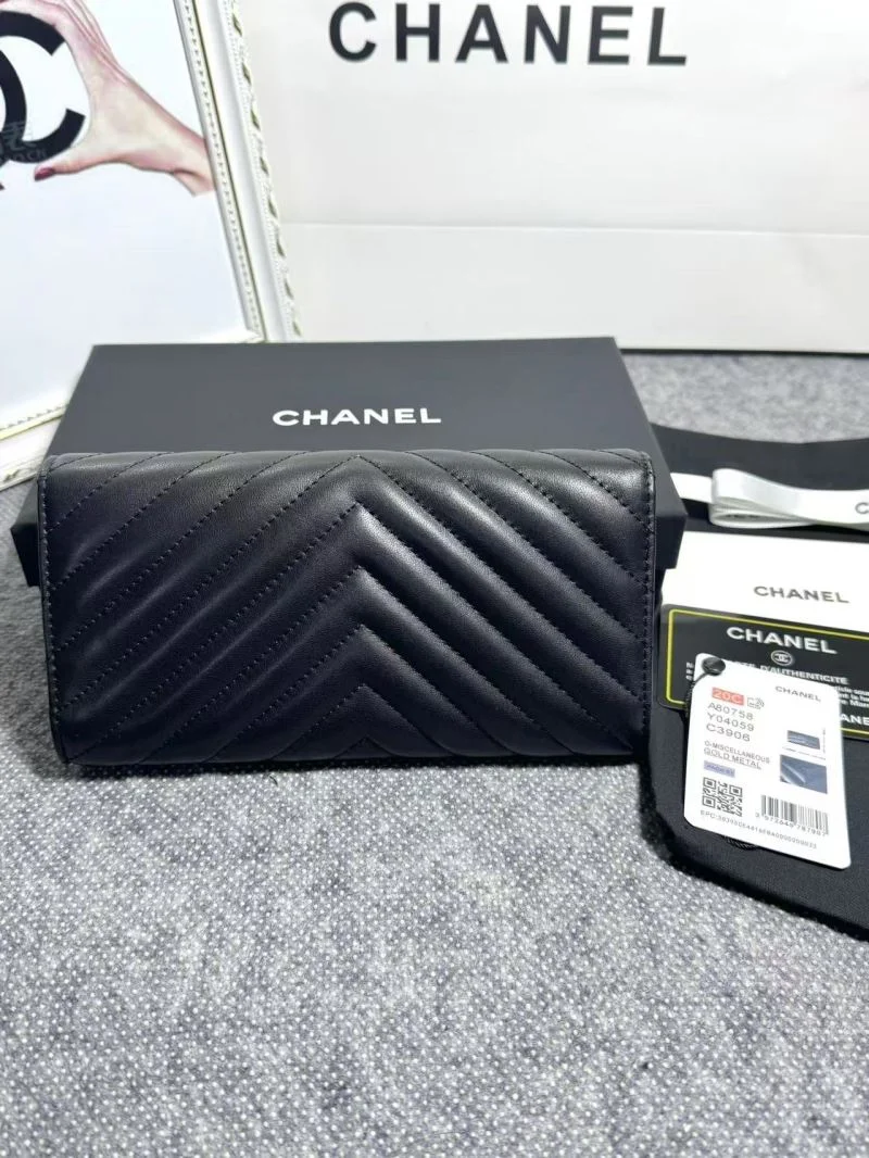 Chanel Wallets Purse Trendsetting 52443