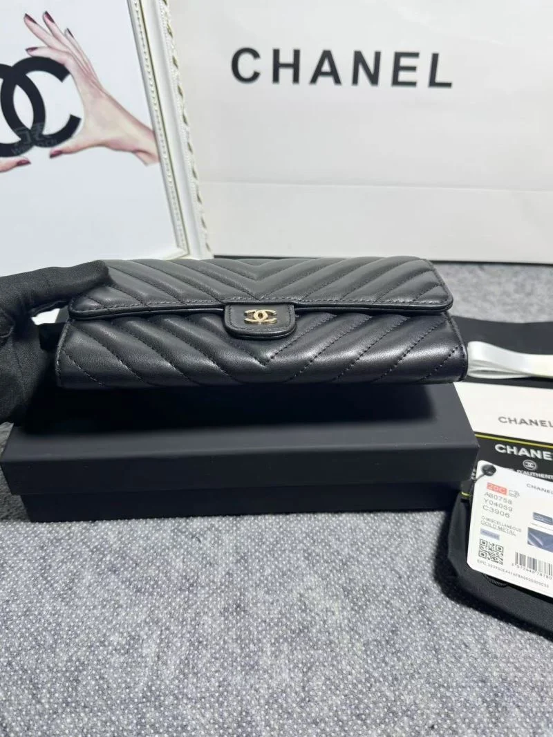 Chanel Wallets Purse Trendsetting 52443