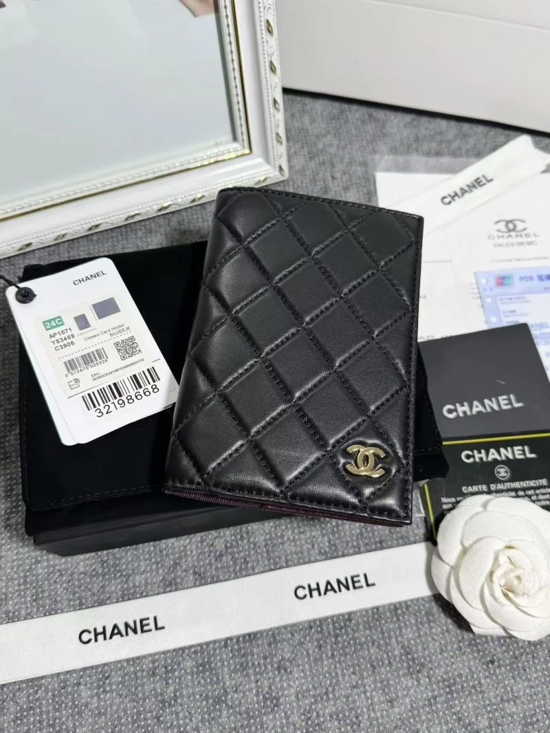 Chanel Wallets Purse Cozy 52429