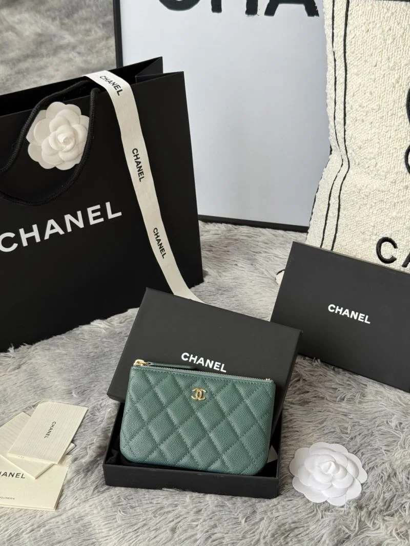 Chanel Wallets Purse Bold 52405