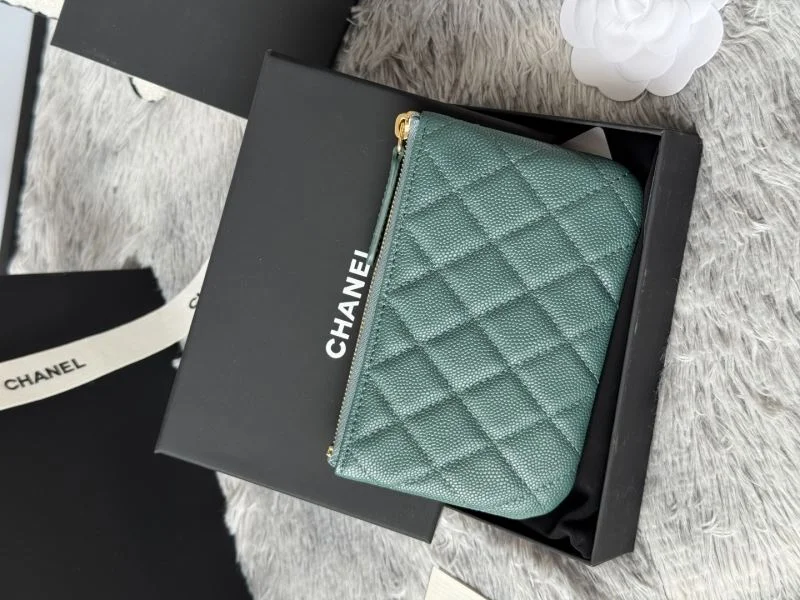 Chanel Wallets Purse Bold 52405