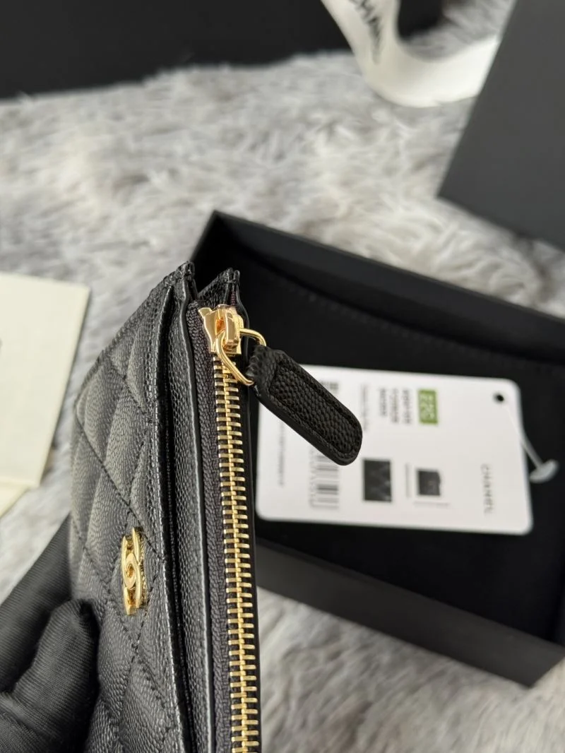 Bold Chanel Wallets Purse 52425